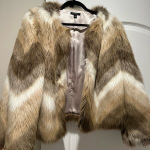 Alfani faux fur coat - S